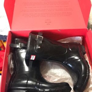 Hunter black rain boots
